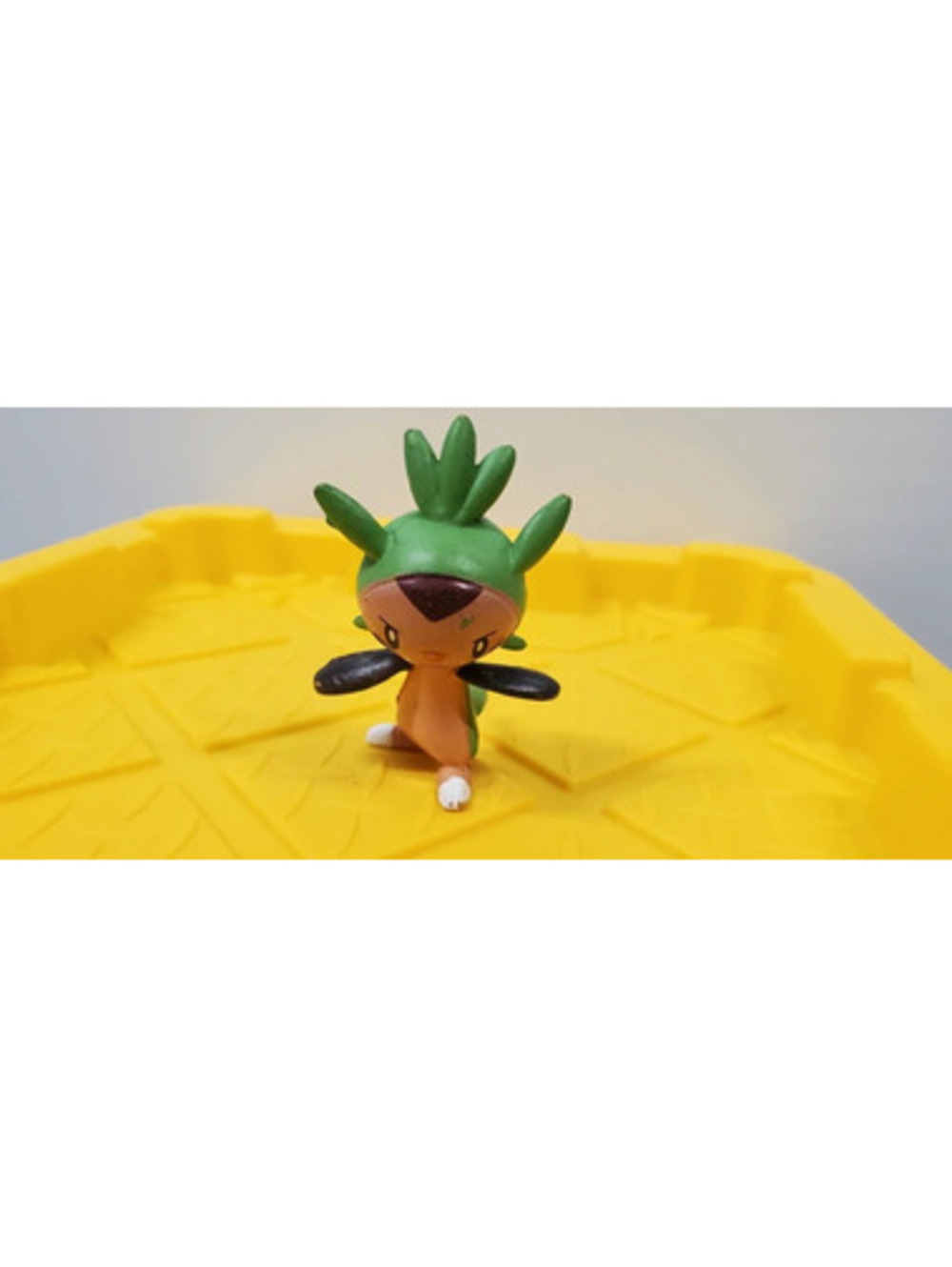 Pokémon Chespin Figure Toy Nintendo Tomy Character Collectible Loose